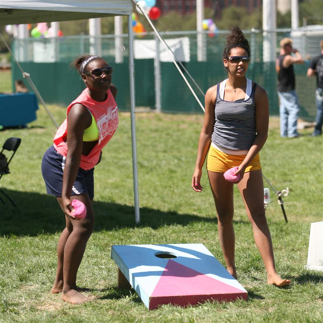 Pollyball-Brittany-McDuffie-Breahna-Pollard