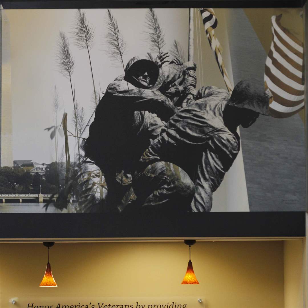 military-mural-clinic