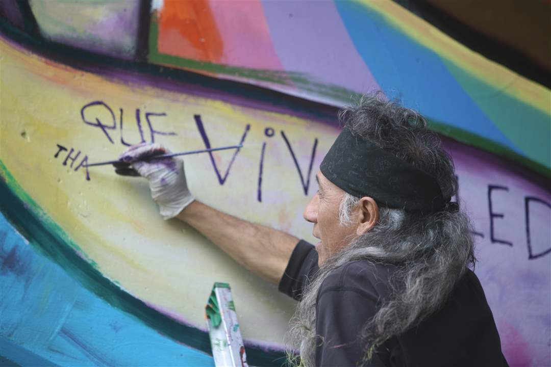 Broadway-murals-2010-Torero