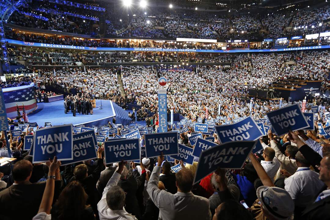 Democratic-Convention-thank-you-signs