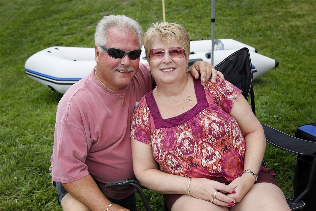 Toledo-Sailing-Club-Ken-Gloria-Zoltanski