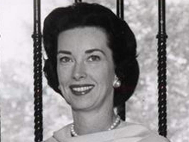Elinor-Shutts-Baker-4x3