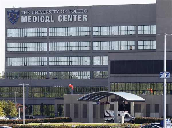 Suspended UTMC nurse resigns | The Blade