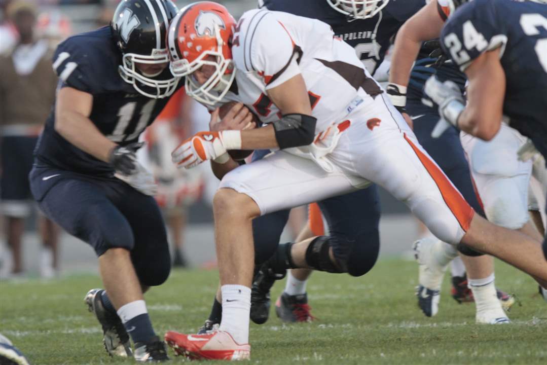 Napoleon-Southview-tackle
