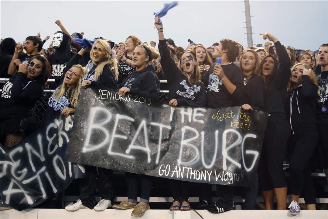 SPT-NLLfootball22p-4