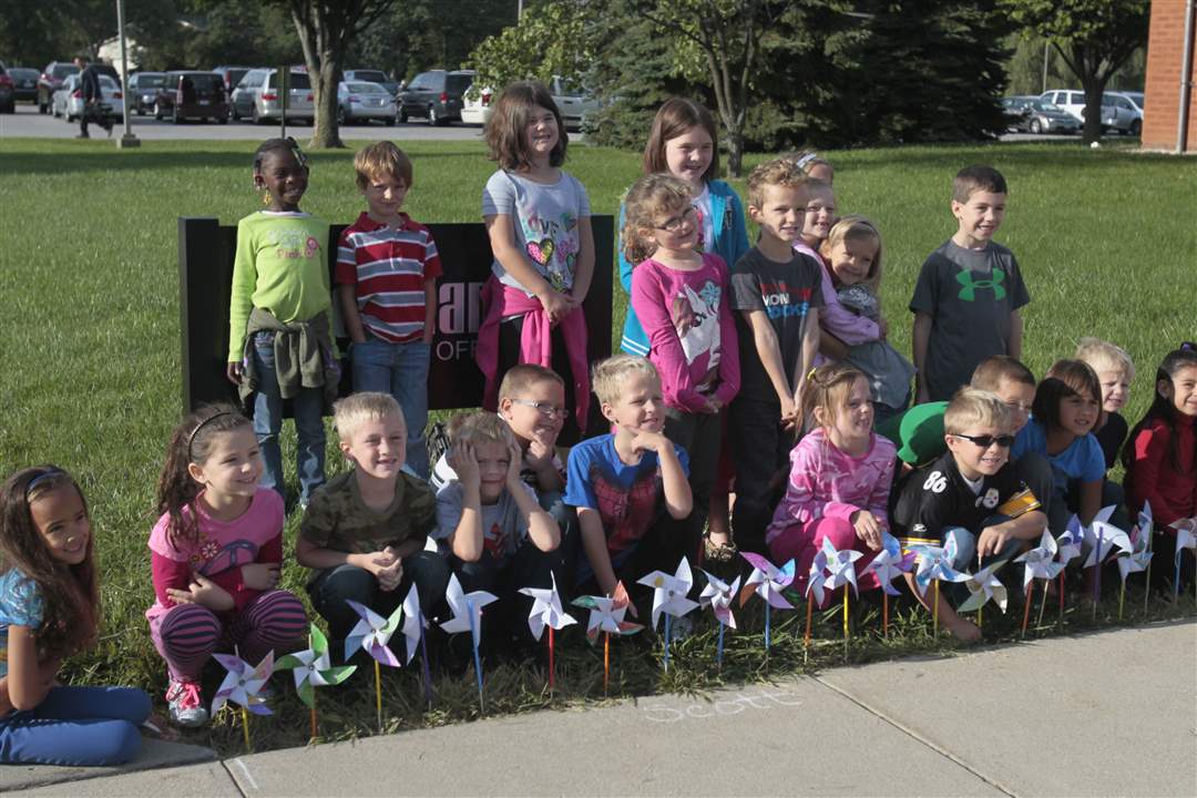 WEBPerry-pinwheels21p-14