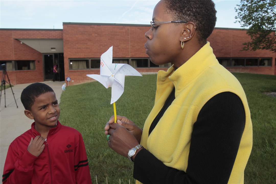 WEBPerry-pinwheels21p-6