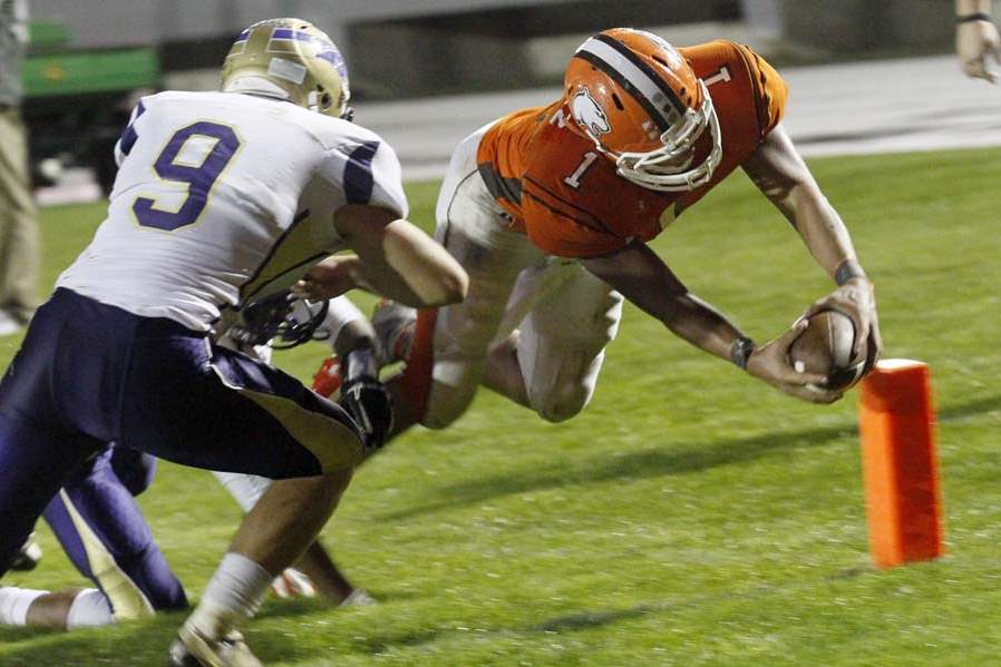 WEBsylv-southviewfball22p-1