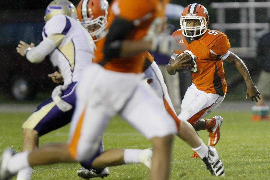 WEBsylv-southviewfball22p-6