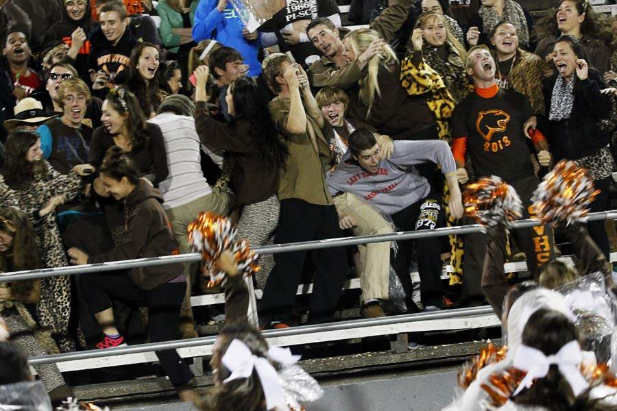 WEBsylv-southviewfball22p-9