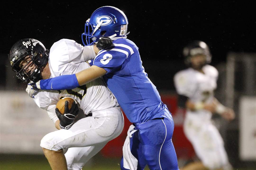 SPT-NLLfootball22p-9