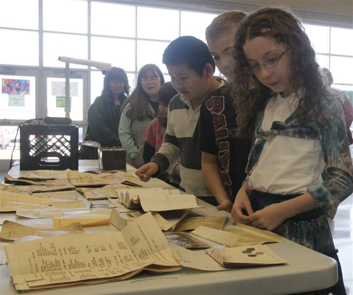 meade-school-timecapsule