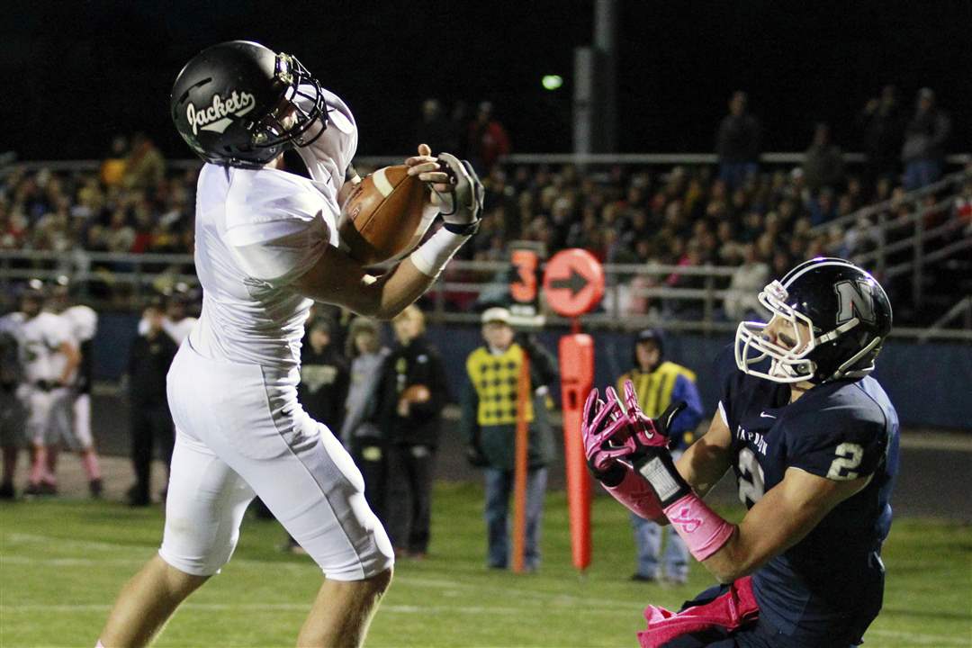 SPT-NapPerryfball13p-13