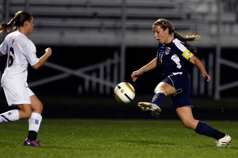 SPT-girlssoccer24p-dani-johnson