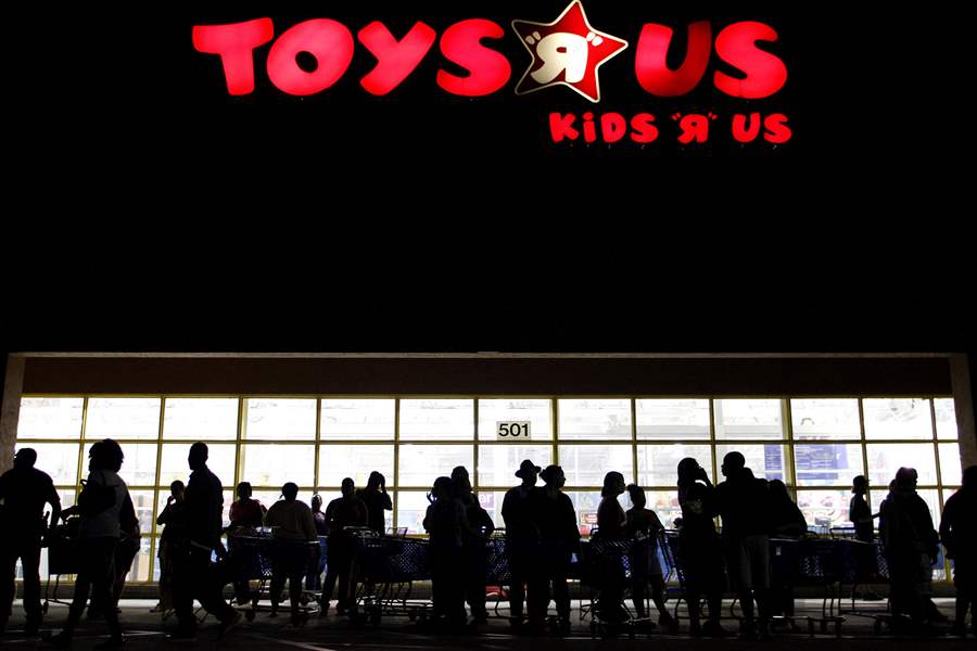 Holiday-Shopping-Your-Way-1