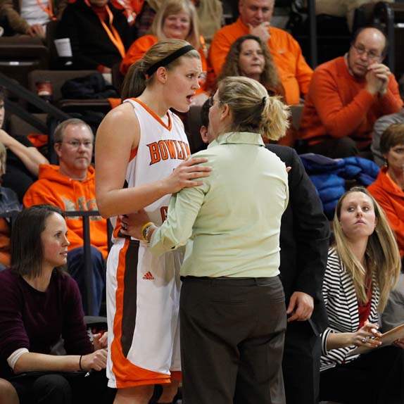 BGSU-Butler-sideline-conference