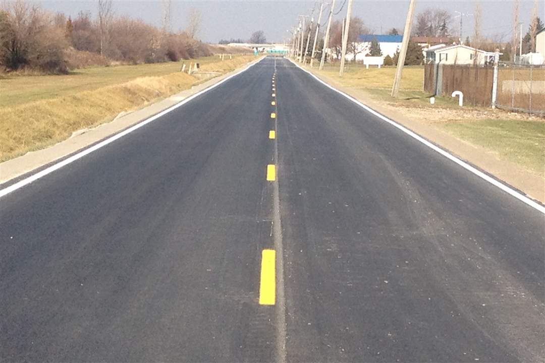 Crews rebuild Glenwood Road in Perrysburg Township The Blade