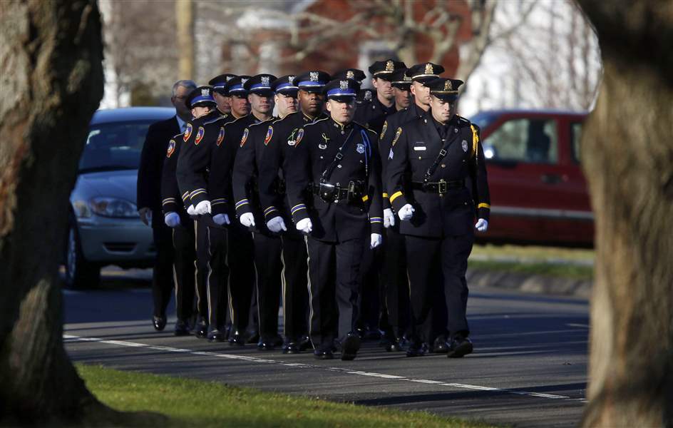 Connecticut-School-Shooting-112
