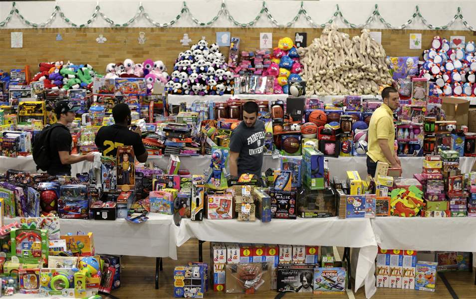 Connecticut-School-Shooting-toys