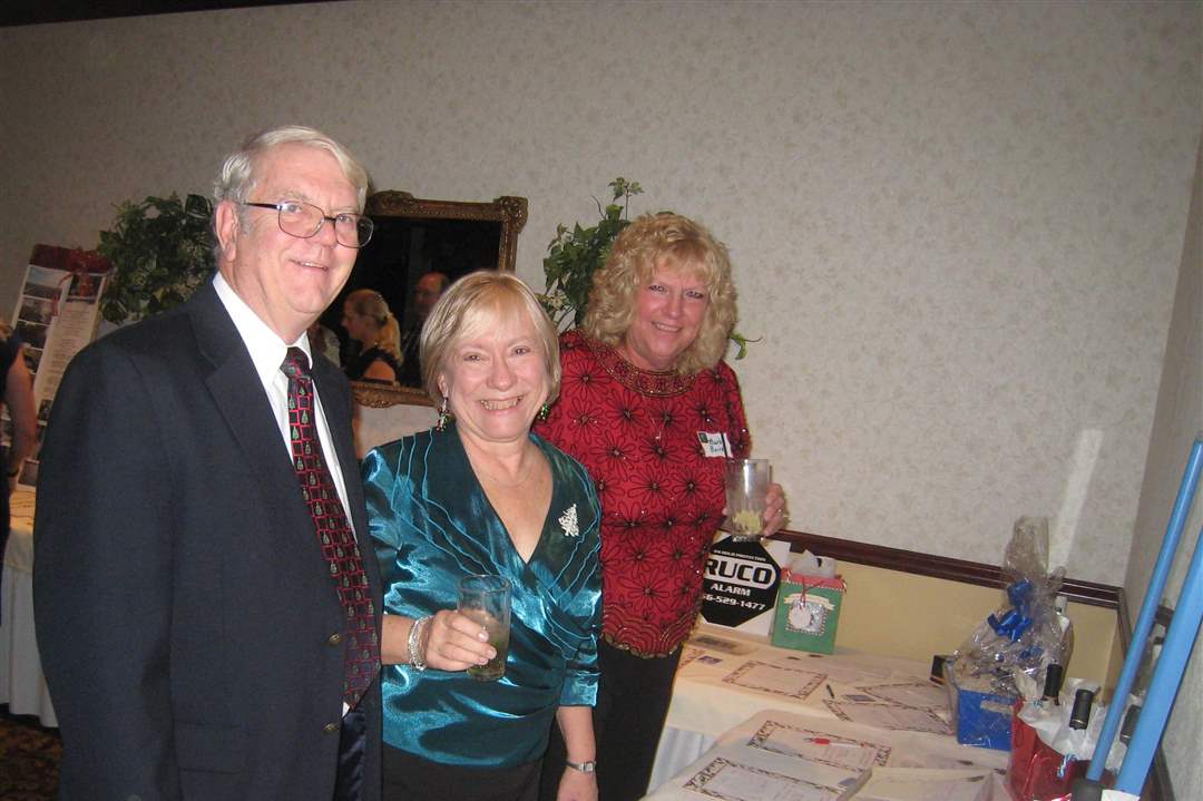 ski-club-silent-auction