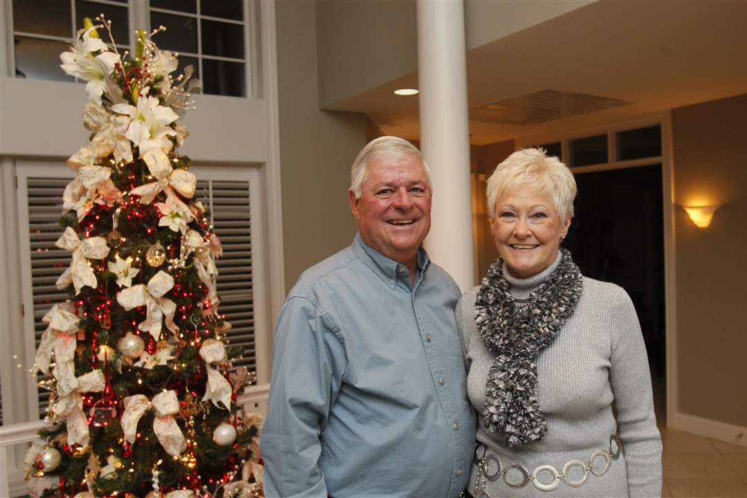 SOC-yacht01p-Bill-and-Joan-Michael