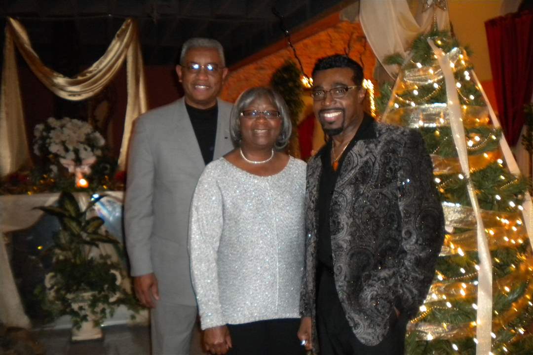 Derrick-Roerts-James-Willis-Sr-and-Linnie-Willis