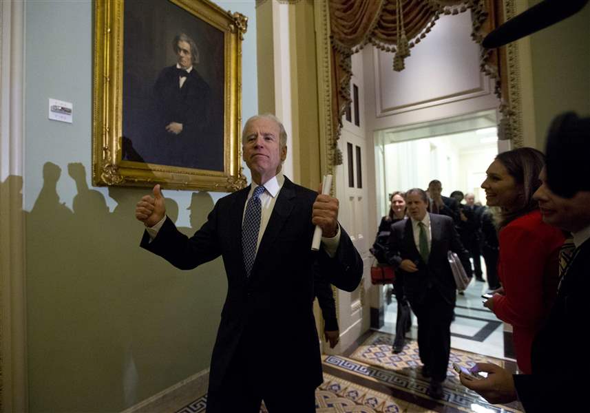 APTOPIX-Fiscal-Cliff-Biden