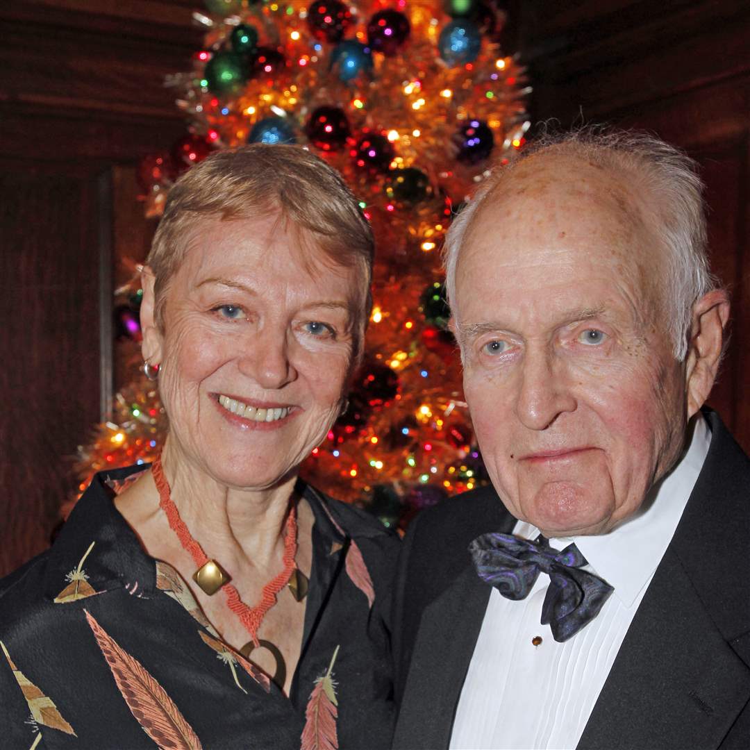 SOC-eve31p-Trudy-Kahn-and-Ernest-Weaver