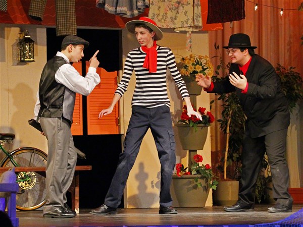 Slapstick comedy production helps Rossford boost coffers | The Blade