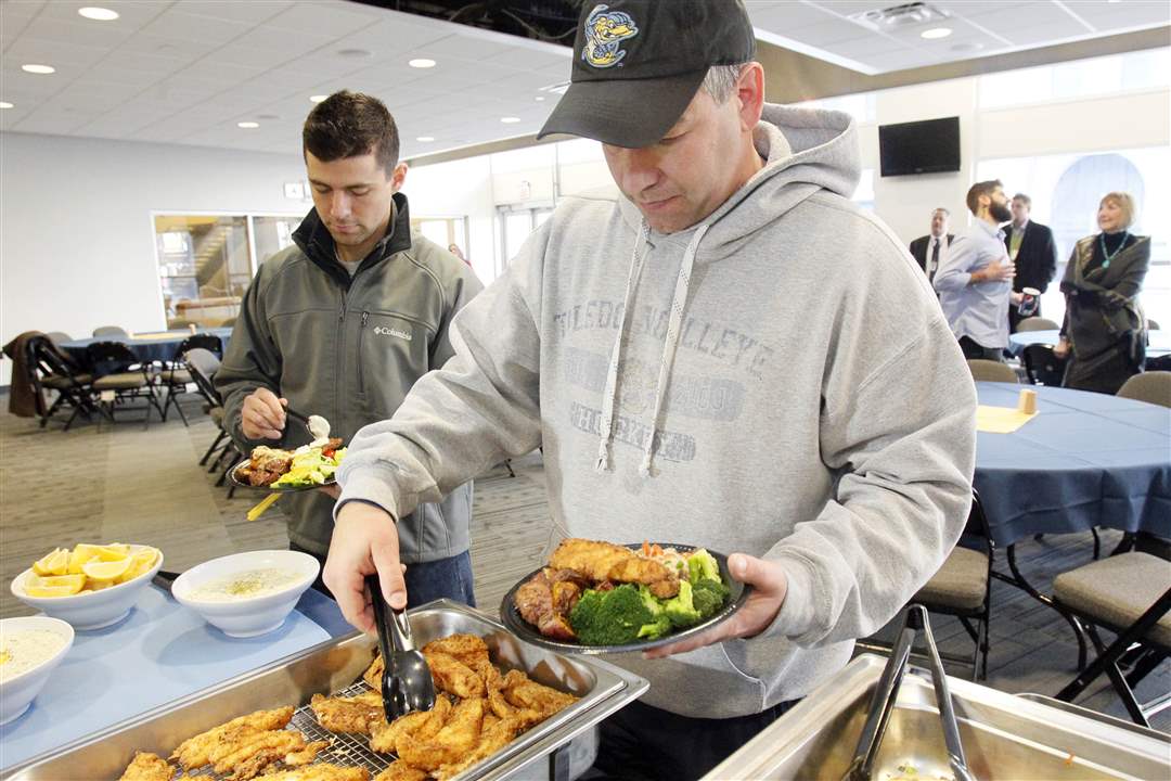 SPT-Walleyefishfry17p-2