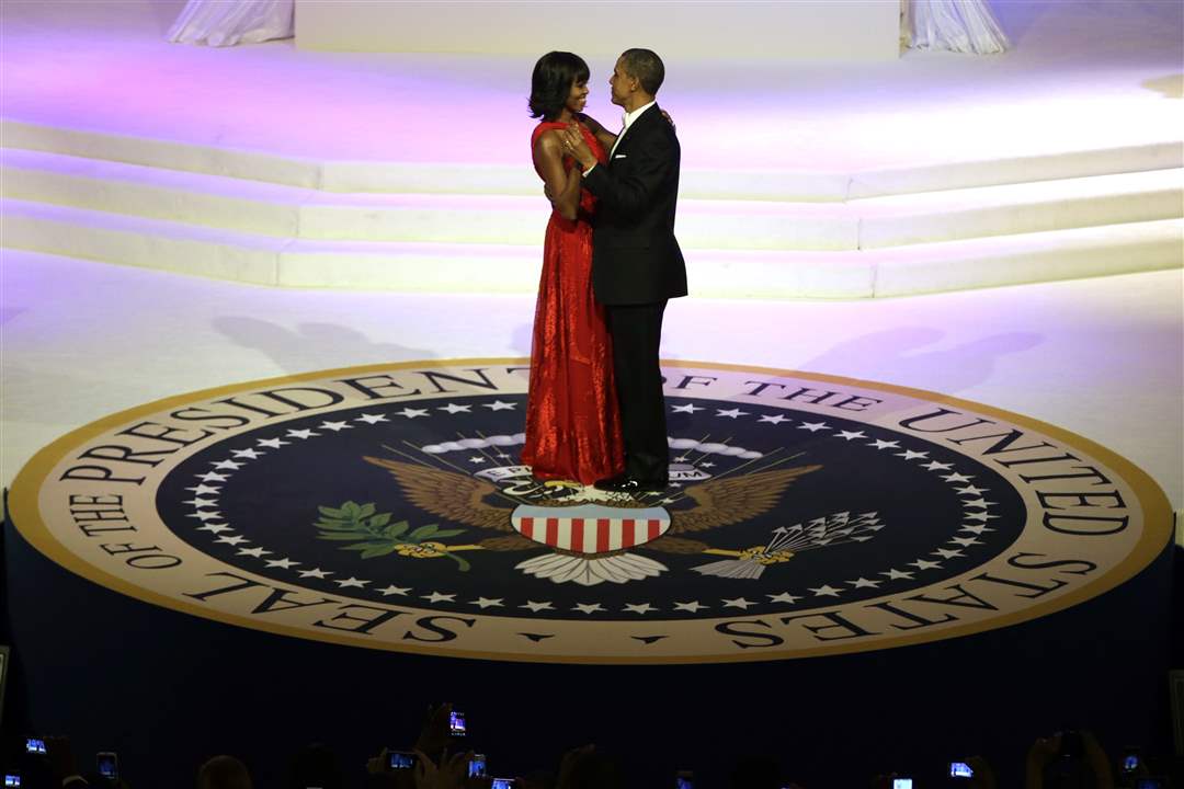 APTOPIX-Inaugural-Balls-Obama-dress