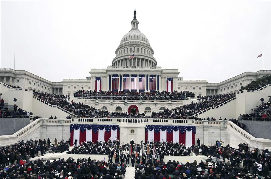 Inaugural-Swearing-In-Obama