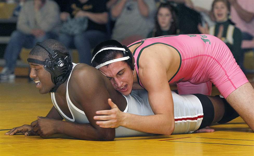 Clay-wrestling-Eddie-Sliva
