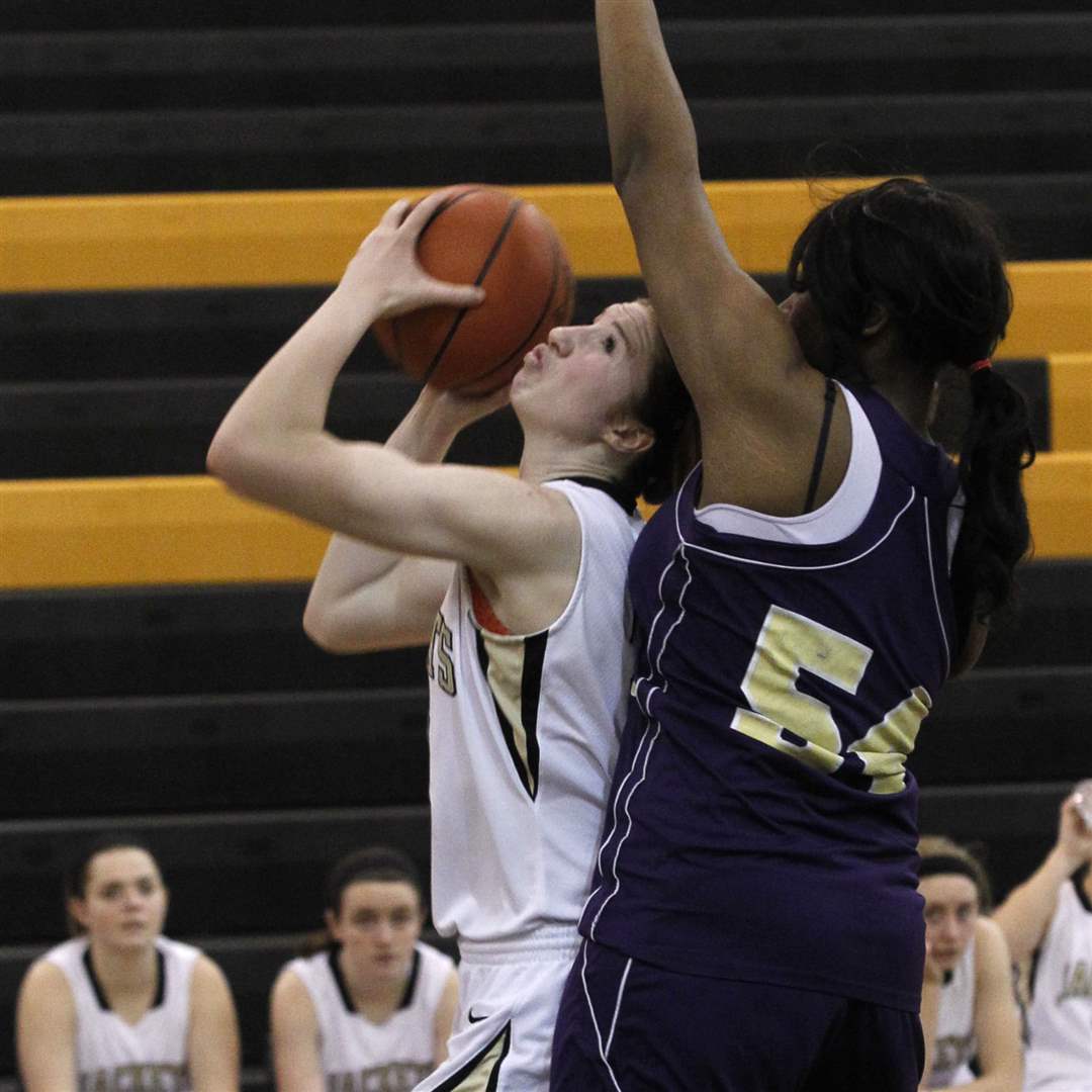 SPT-PERRYSBURG12p-latesha
