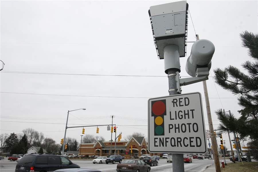 Cameras-Secor-and-Monroe
