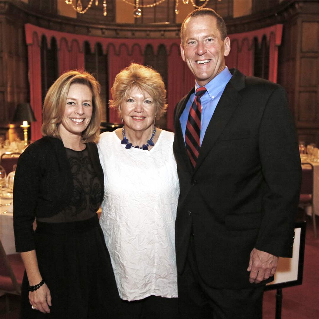 SOC-symphony23p-Heather-McDonnell-Kathy-Carroll-and-Bill-McDonnell