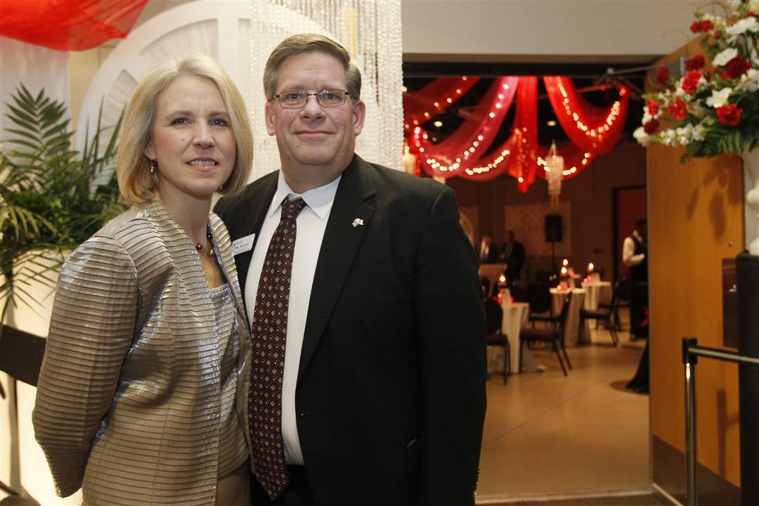 SOC-oscarnight24p-Tom-and-Linda-yenrick