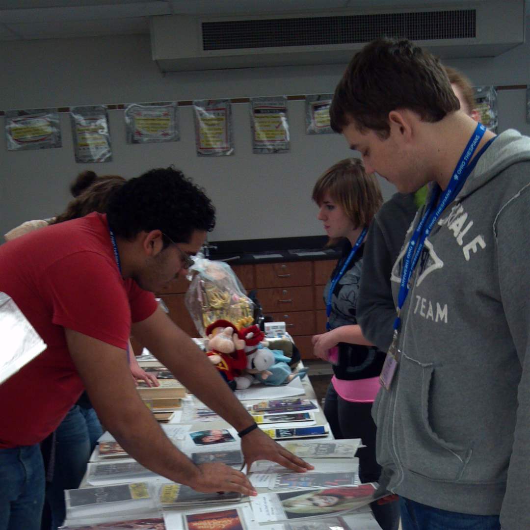 thespian3auction-JPG