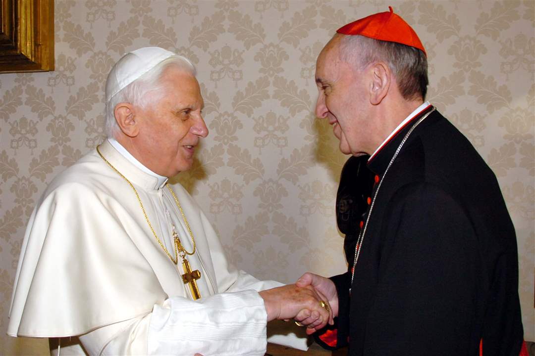 Pope-Francis-with-Pope-Benedict