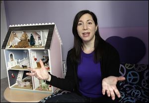 Rebecca Levey, mother of 10-year old twin daughters, runs a tween video review site called KidzVuz.com and blogs about technology and educations issues.