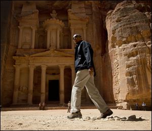 U.S. President Barack Obama tours the Treasury in the ancient city of Petra, Jordan, Saturday, March 23, 2013.  (AP Photo/Pablo Martinez Monsivais)