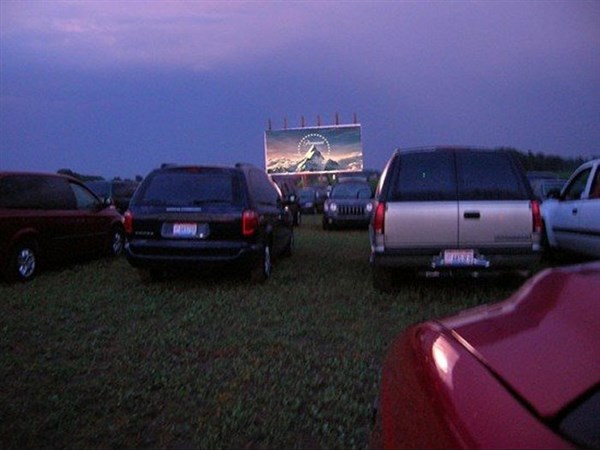 Drive-ins toss the celluloid for digital upgrade | The Blade