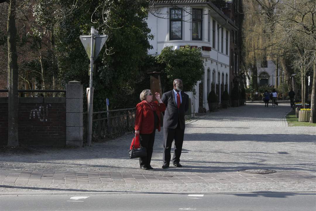 MG-0925-JPG-bell-and-Anke-von-Wittke-Grothenn