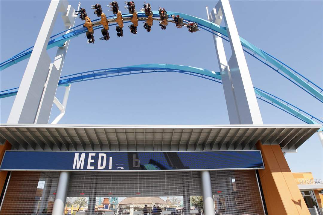 CTY-cedarpoint10p-15