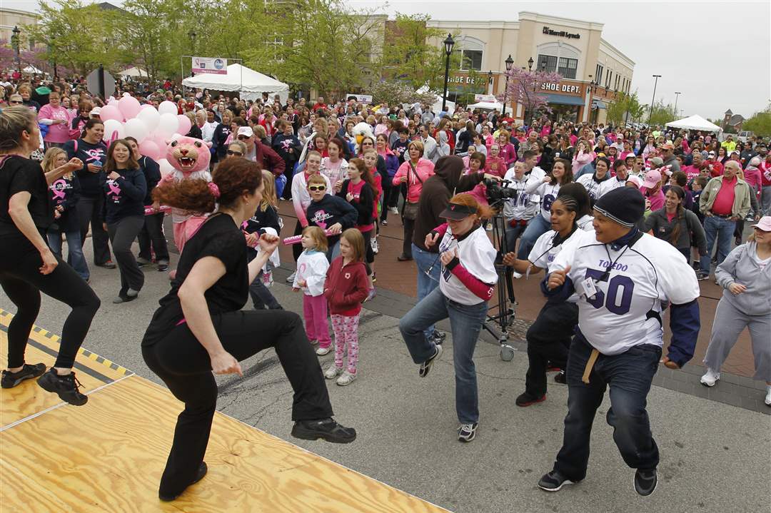 WEBperrysburg-makingstrides11p-5