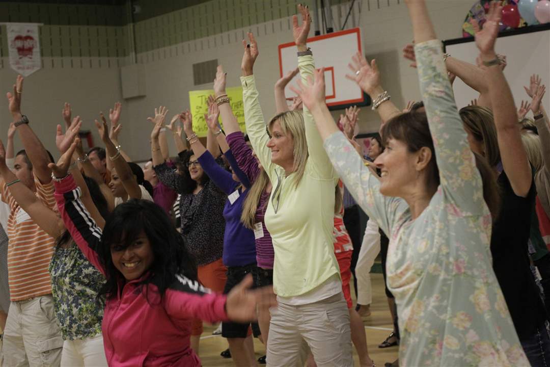 Central-flash-mob-arms-up