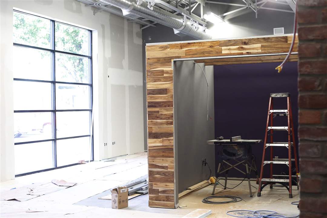 New-marketing-office-window