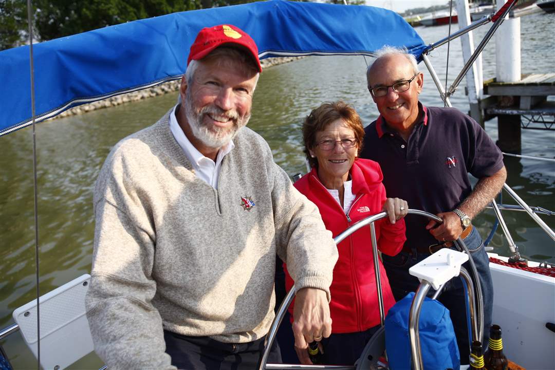 SOC-millsrace06p-Gary-byers-barb-and-larry-king