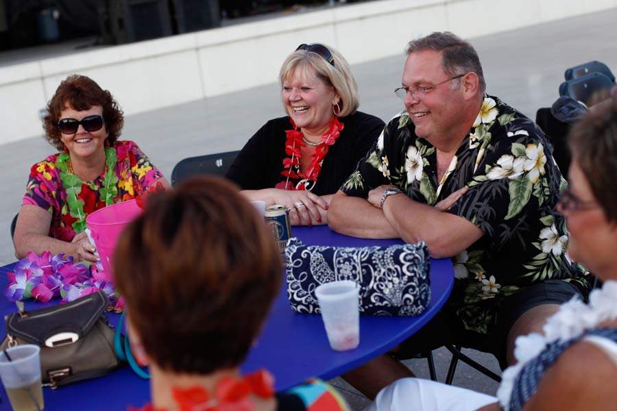 WebSylParadise12p-mike-davis-sara-louk-nancy-jomantas