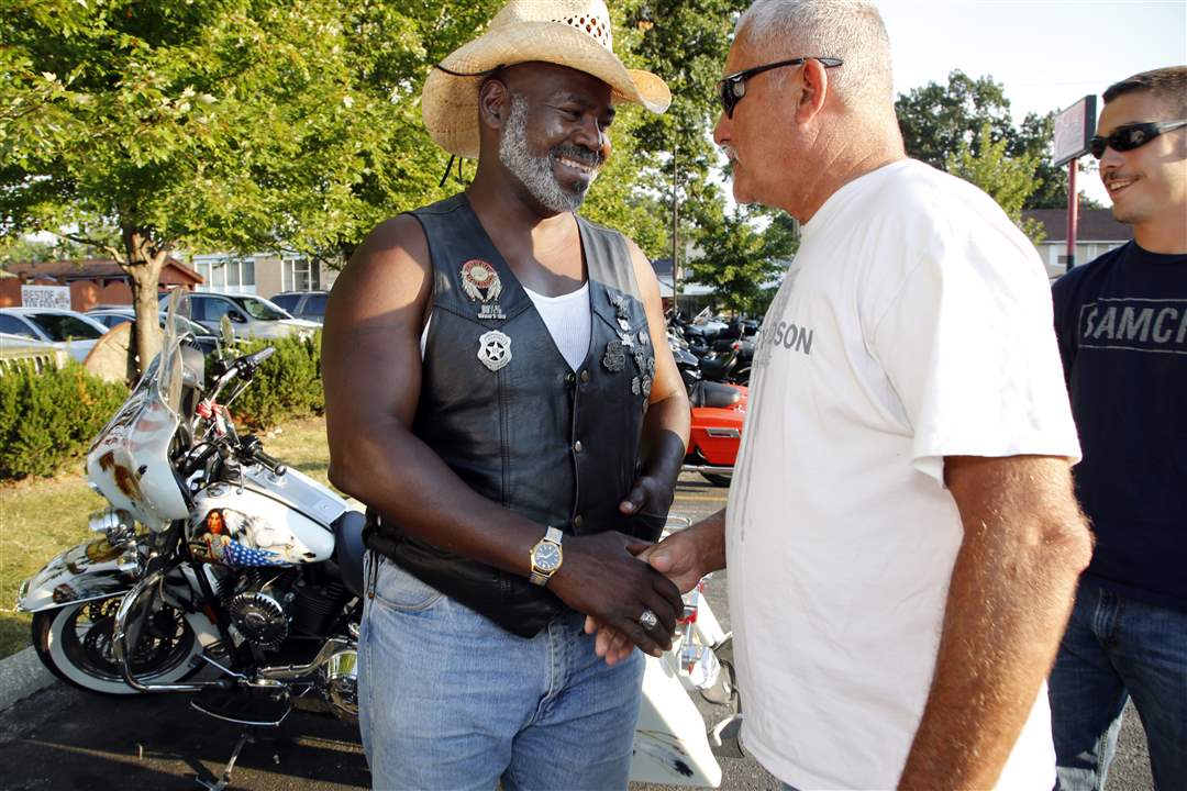 EDT-bell21p-bell-handshake-daniels